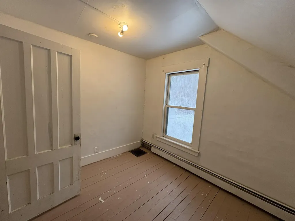 194 Charles Street Lyndon VT 05851