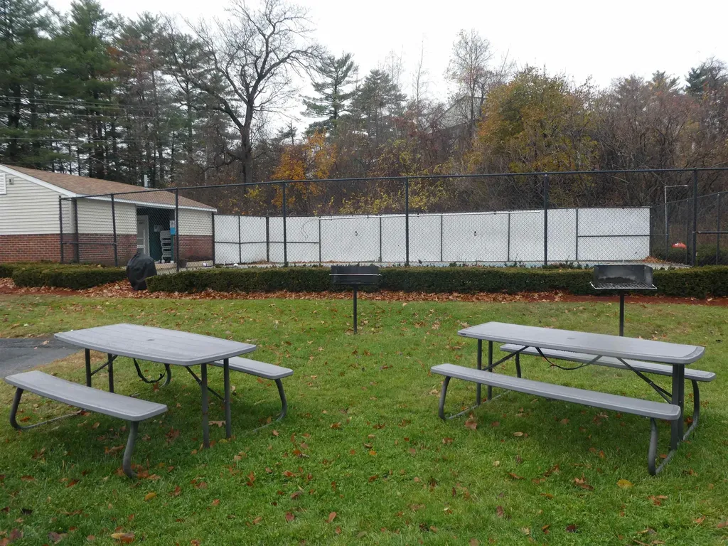 127 English Village Road Manchester NH 03102