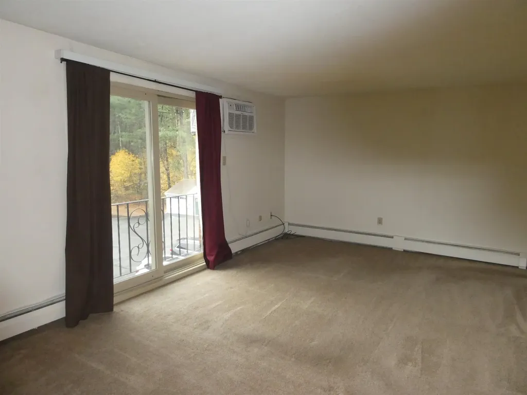 127 English Village Road Manchester NH 03102