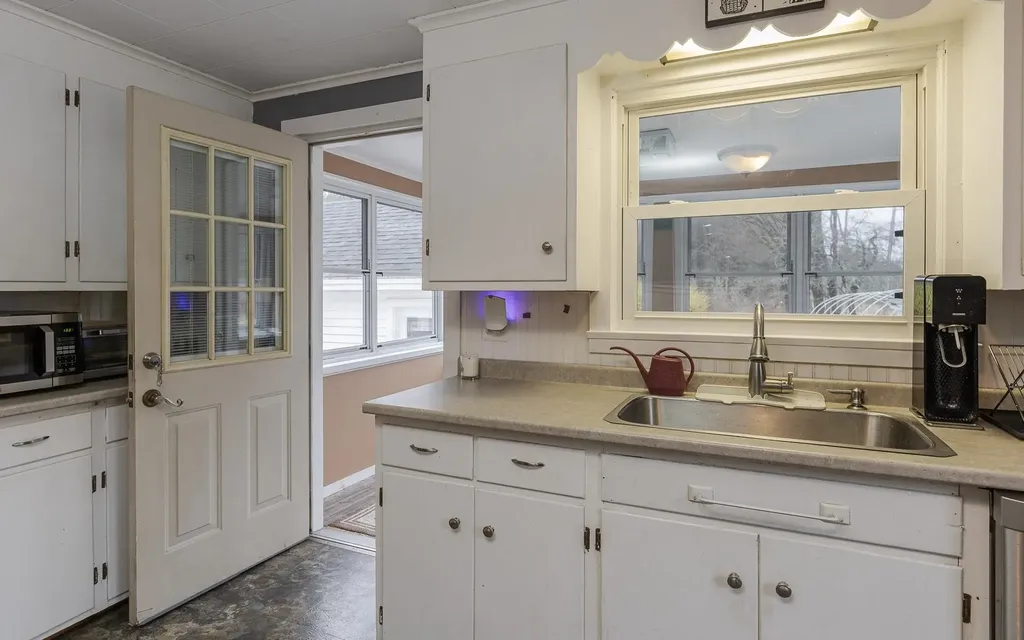 269 Branch Road Roxbury NH 03431