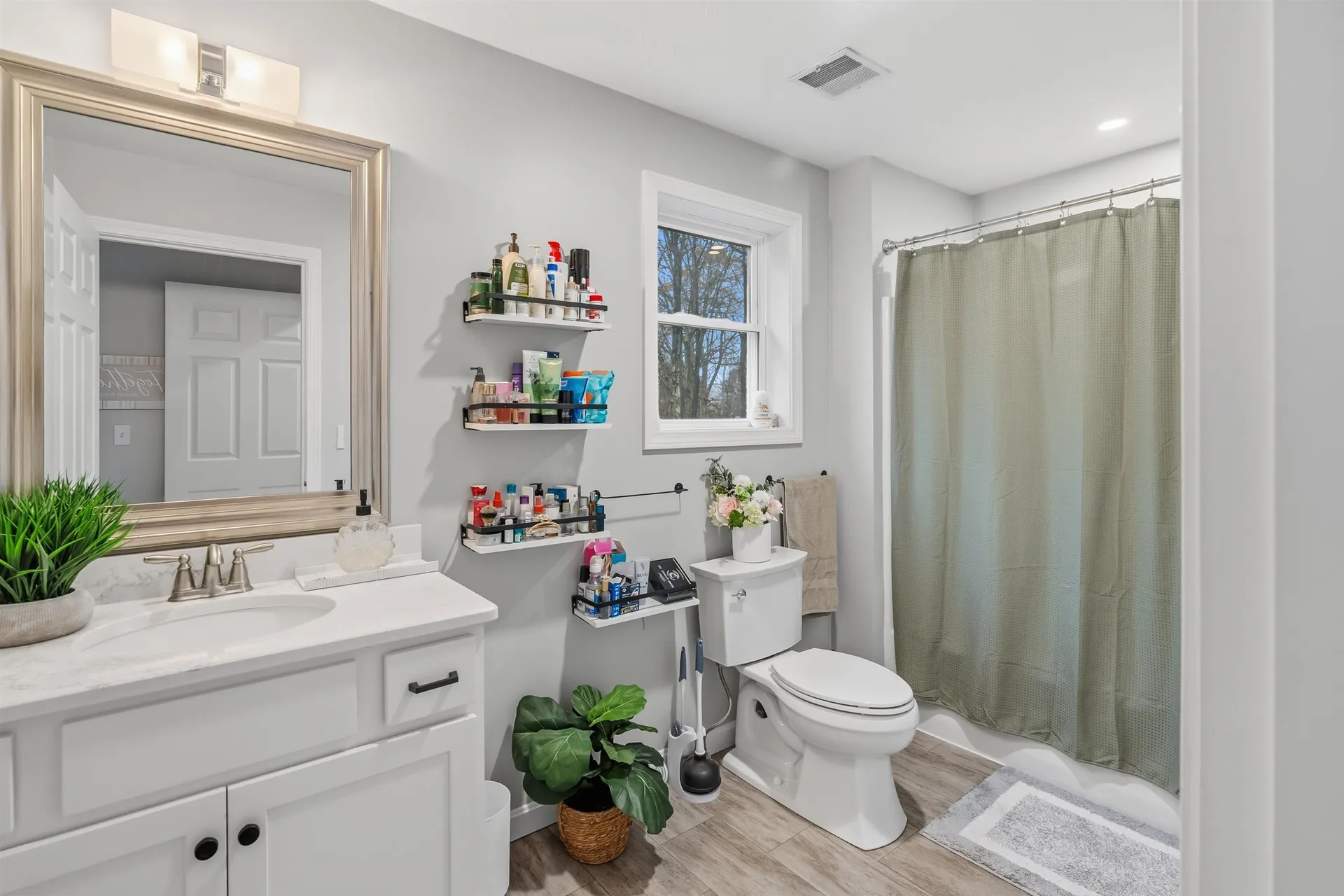 1 Barkland Drive Derry NH 03038