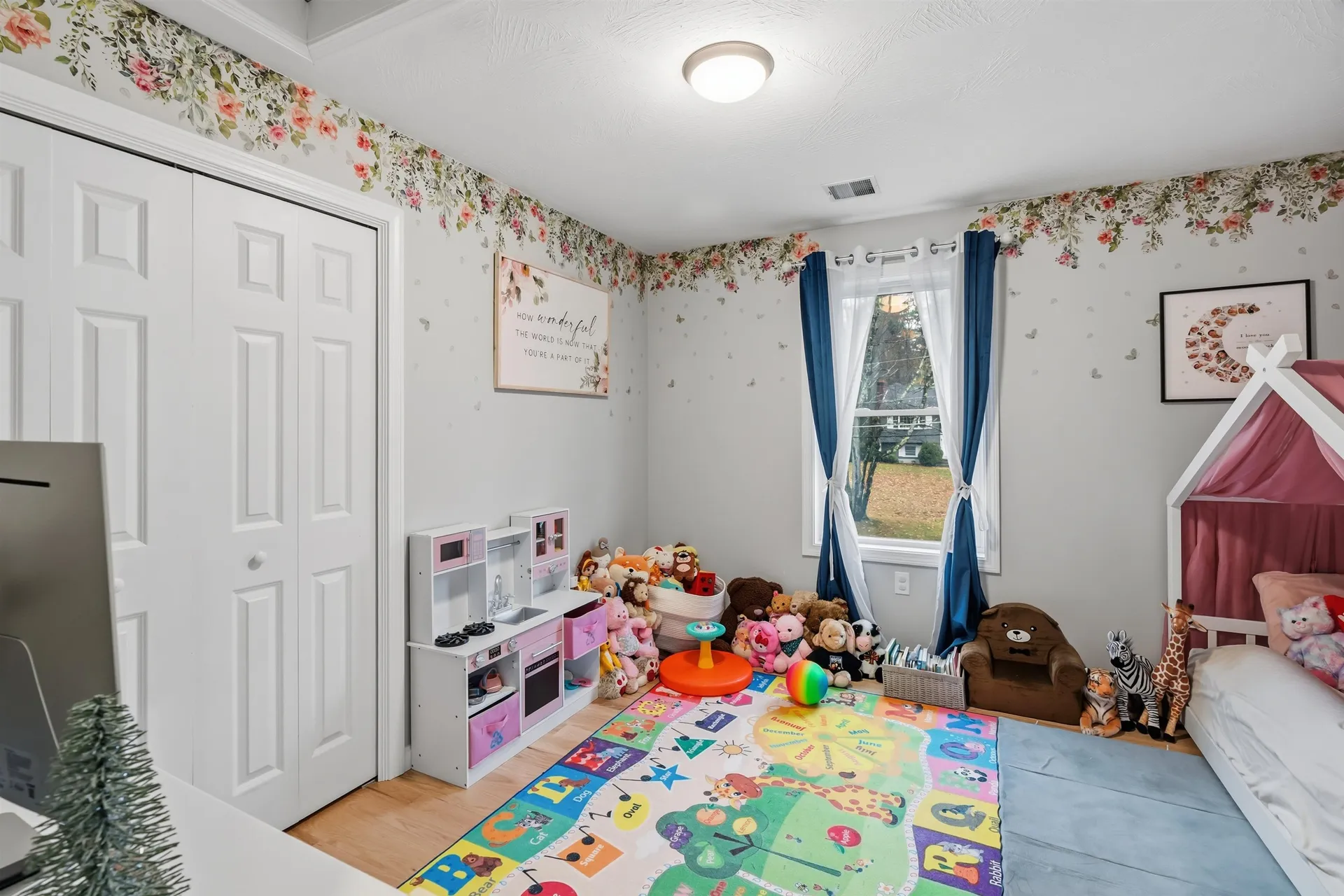 1 Barkland Drive Derry NH 03038