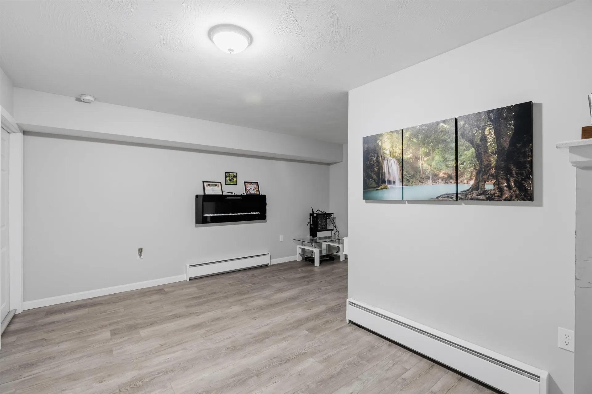 1 Barkland Drive Derry NH 03038