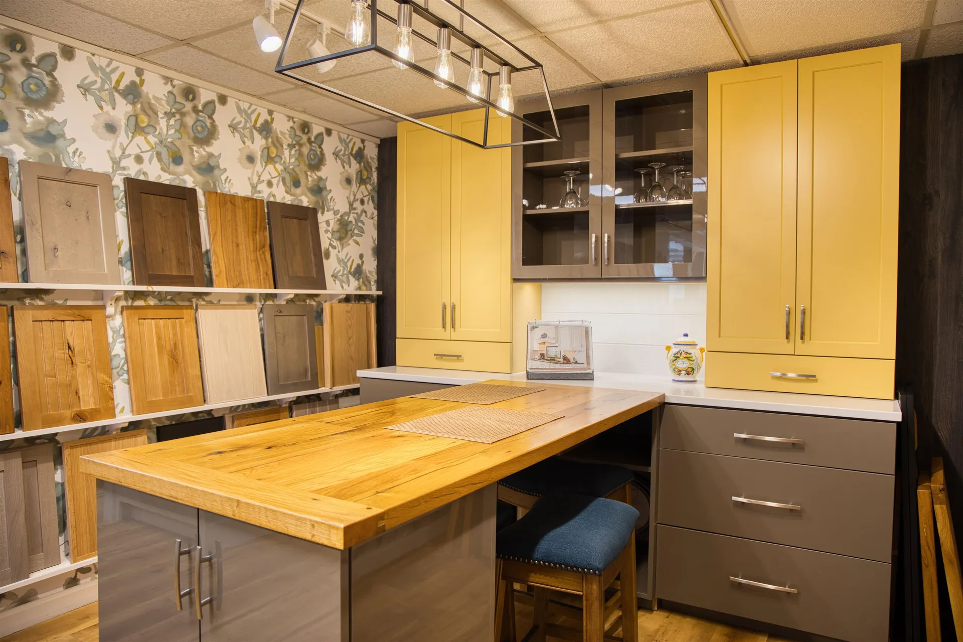 6 Grove Street Wolfeboro NH 03894