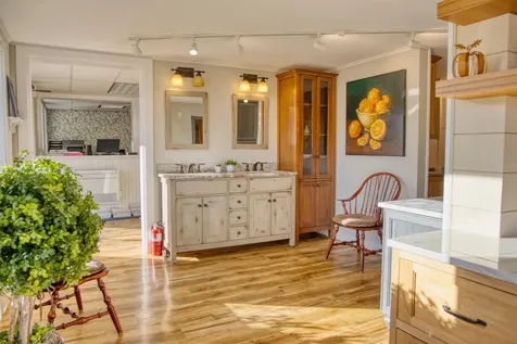 6 Grove Street Wolfeboro NH 03894