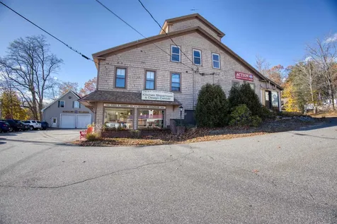 6 Grove Street Wolfeboro NH 03894