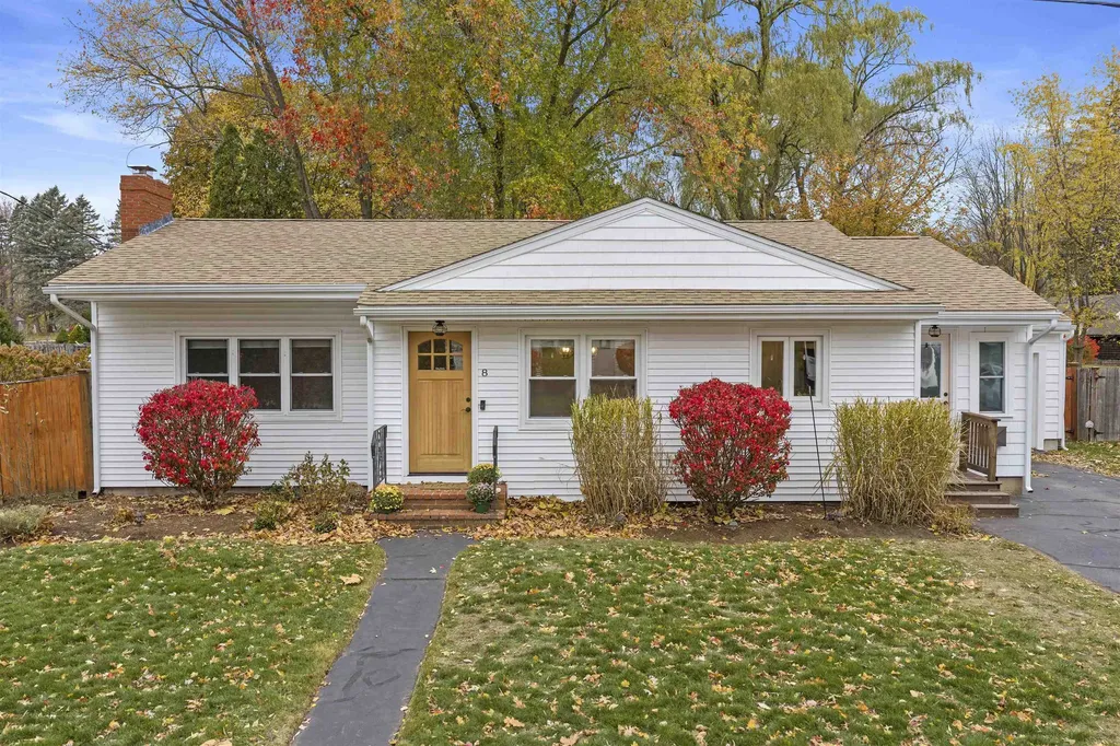 8 Bonnie Drive Exeter NH 03833