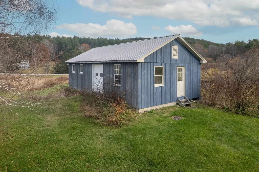 2086 Walker Mountain Road Clarendon VT 05777