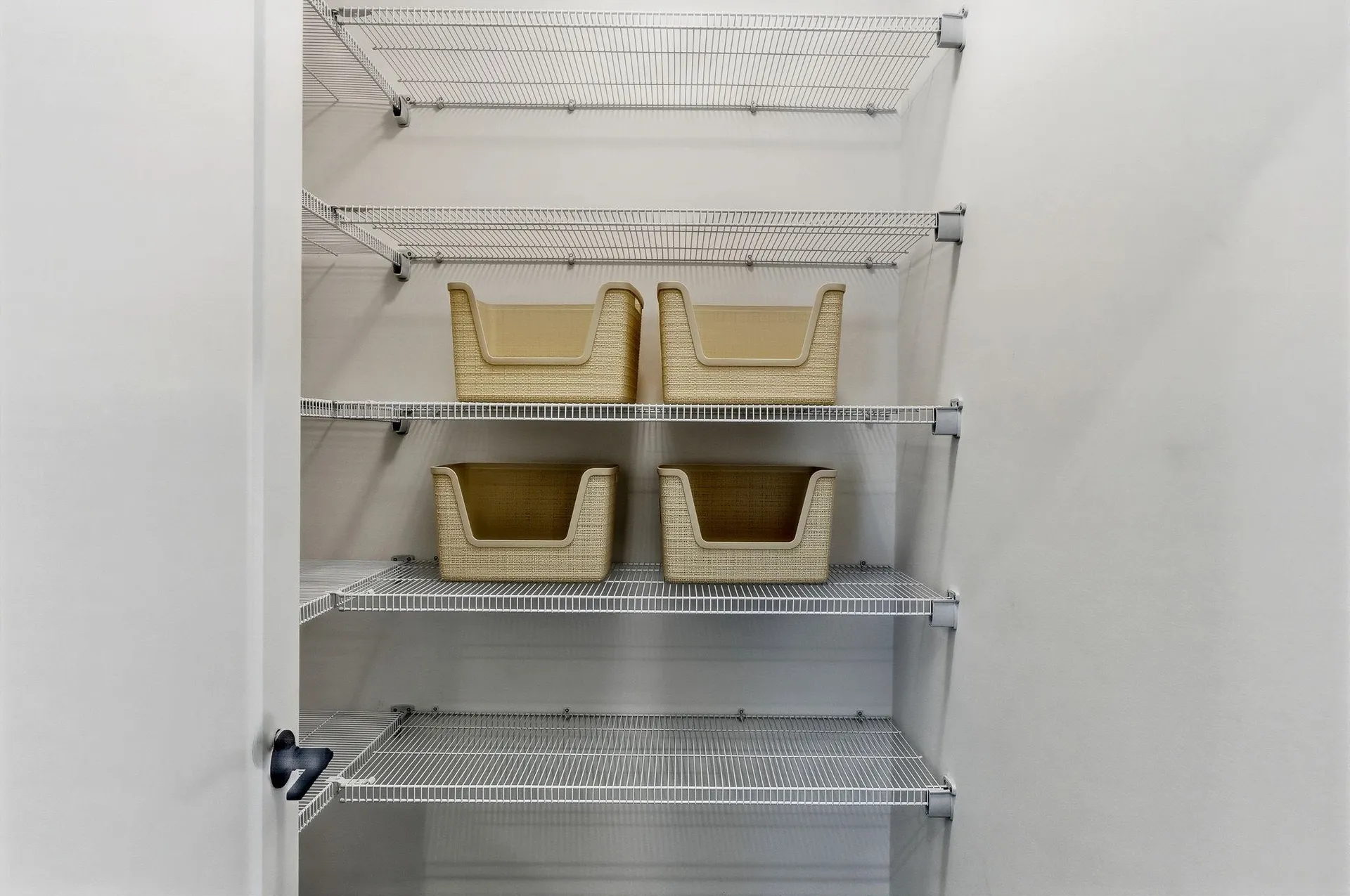 40 Elise Avenue Londonderry NH 03053