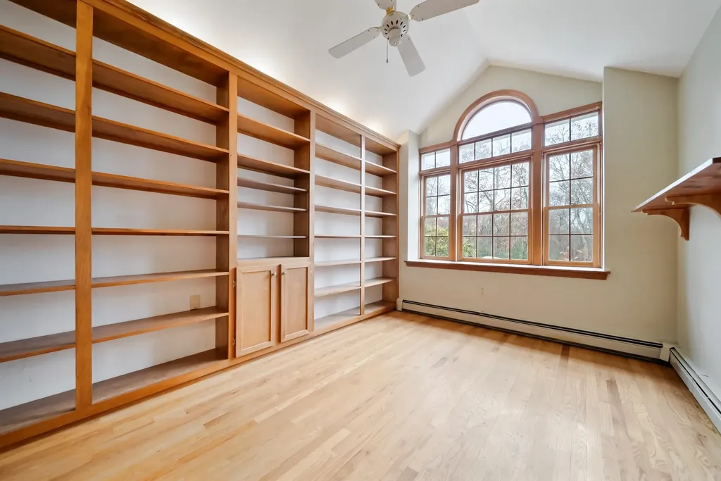 45 Sharon Road Windham NH 03087