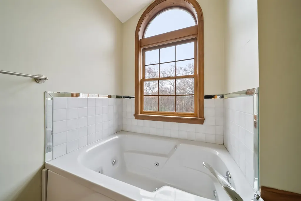 45 Sharon Road Windham NH 03087