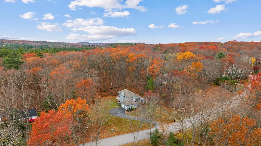 45 Sharon Road Windham NH 03087