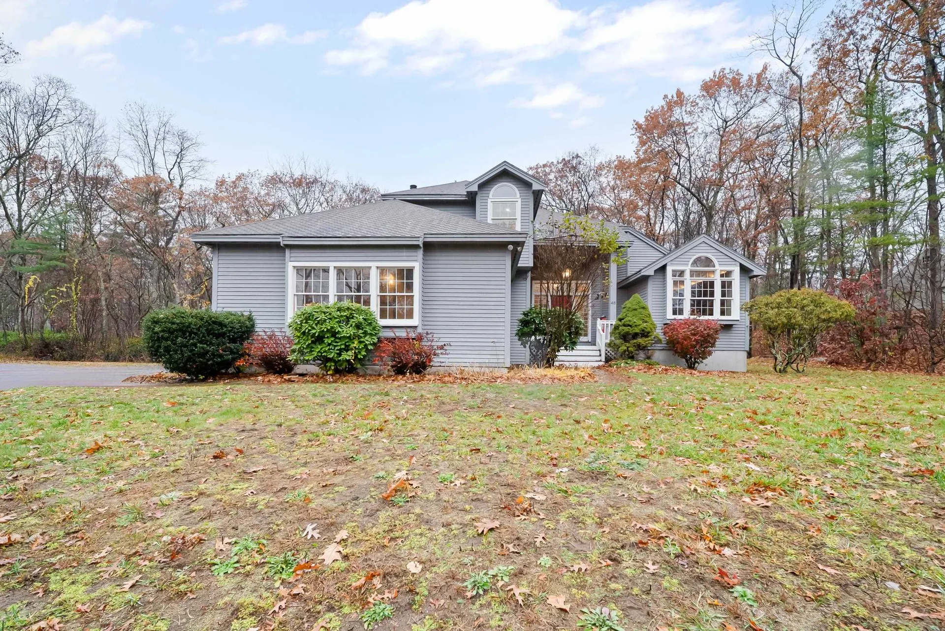 45 Sharon Road Windham NH 03087