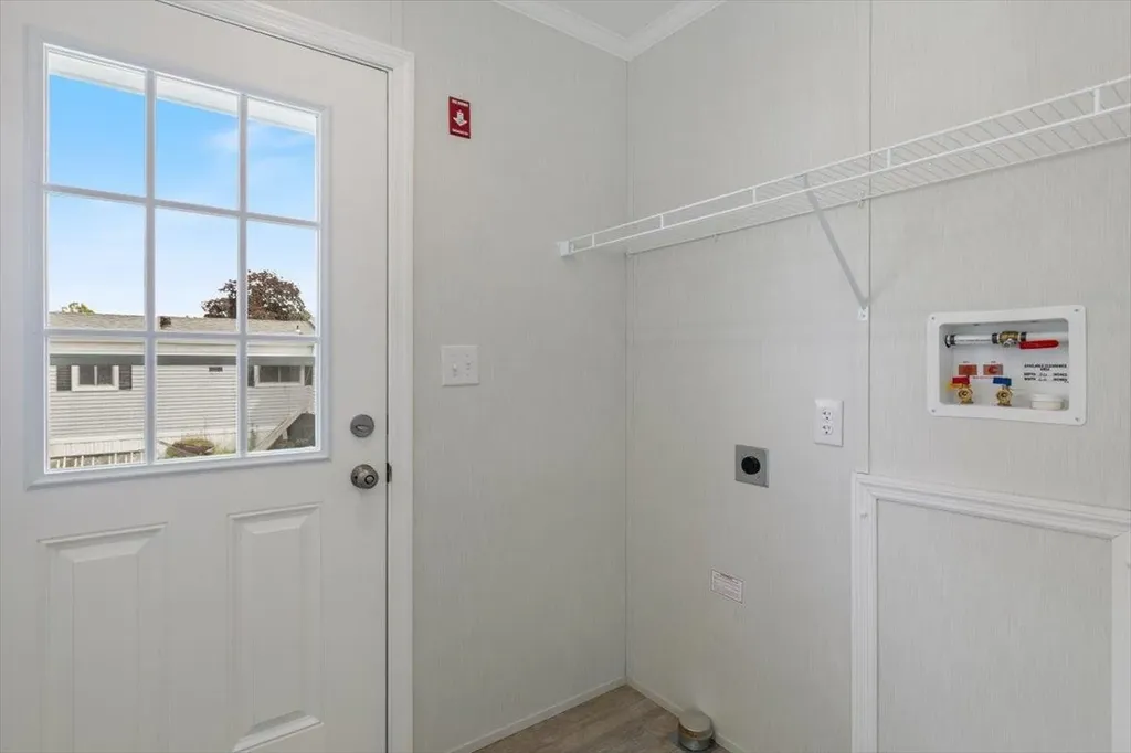 84 Caddy Drive Salem NH 03079