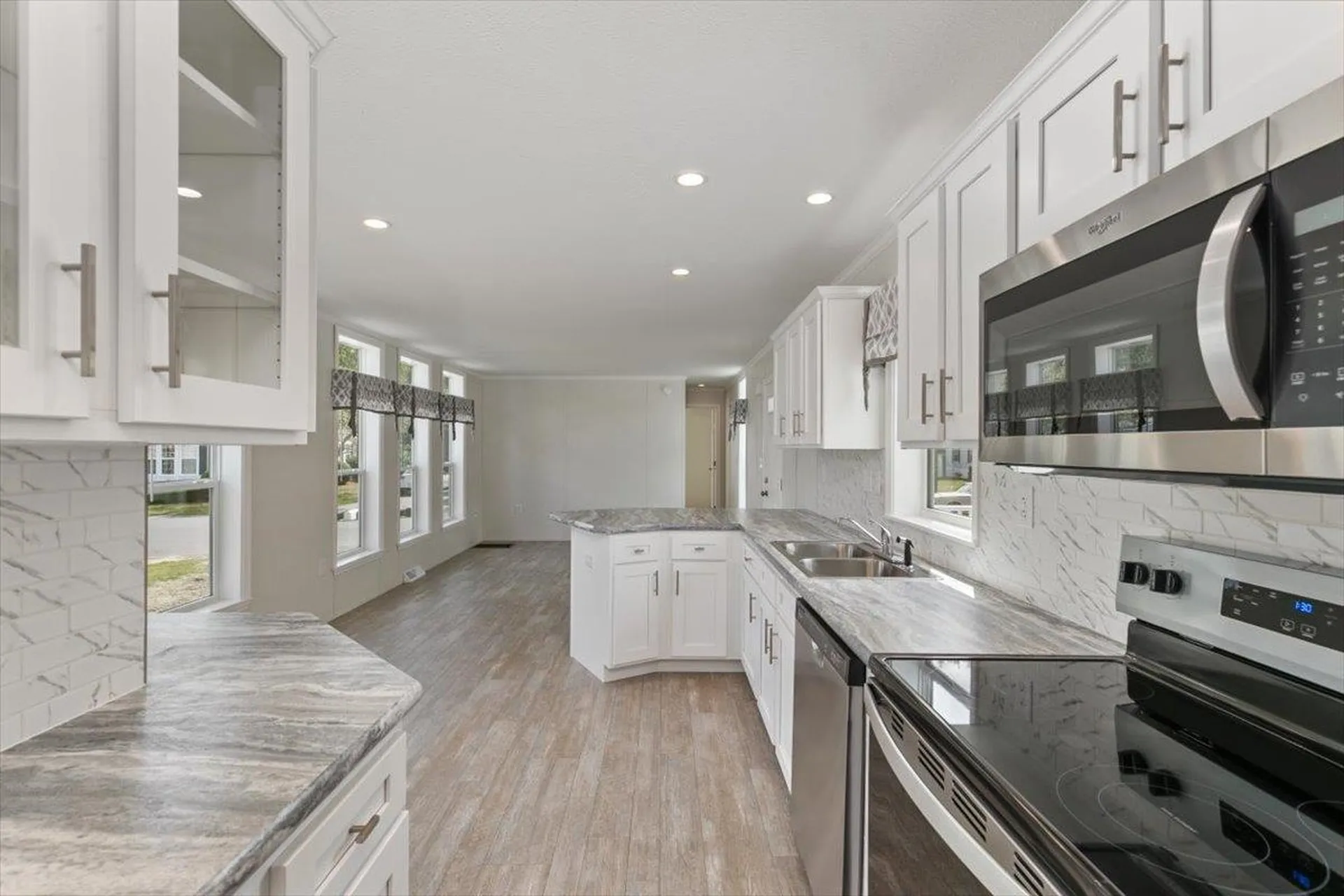 84 Caddy Drive Salem NH 03079