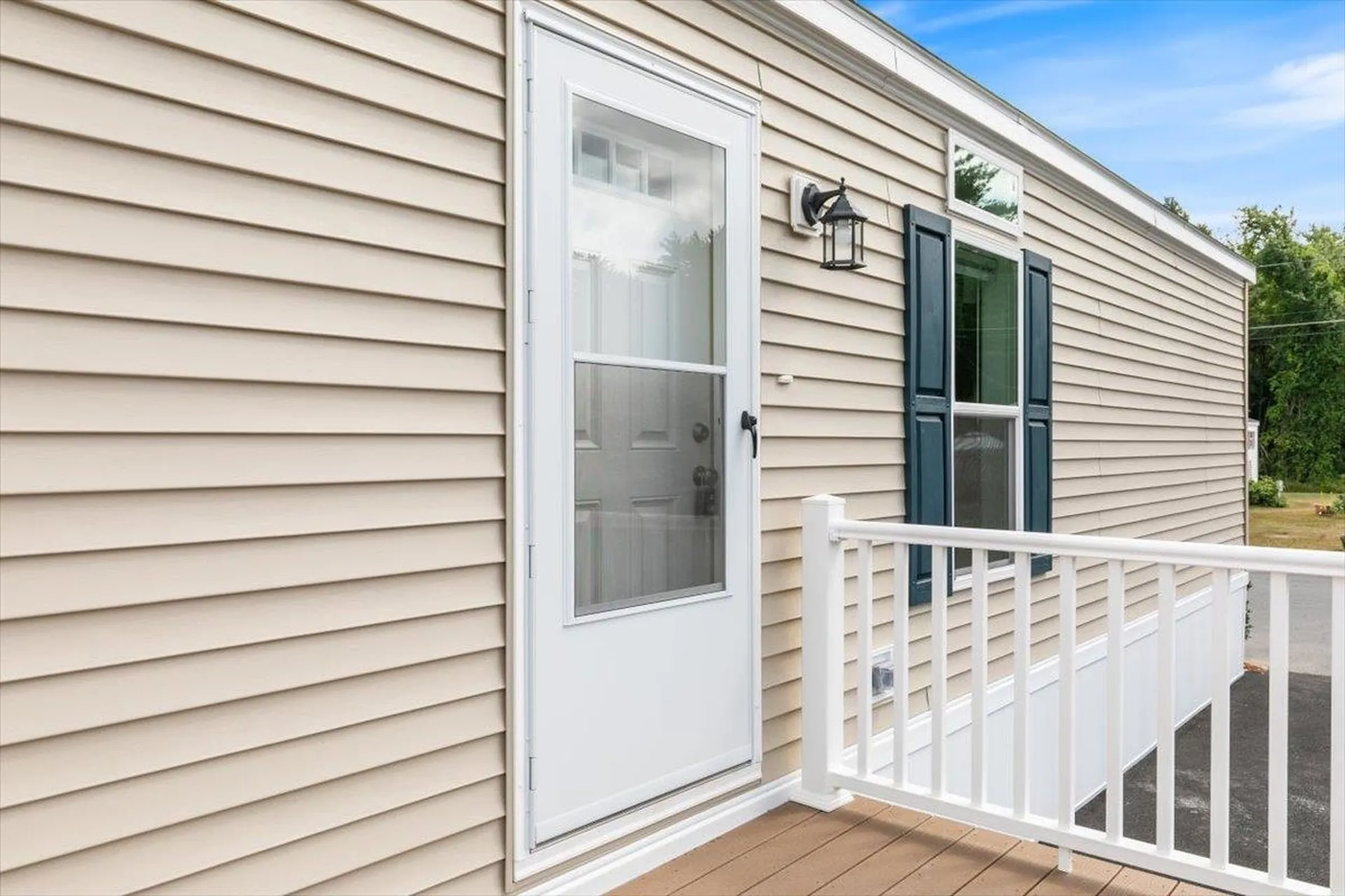 84 Caddy Drive Salem NH 03079