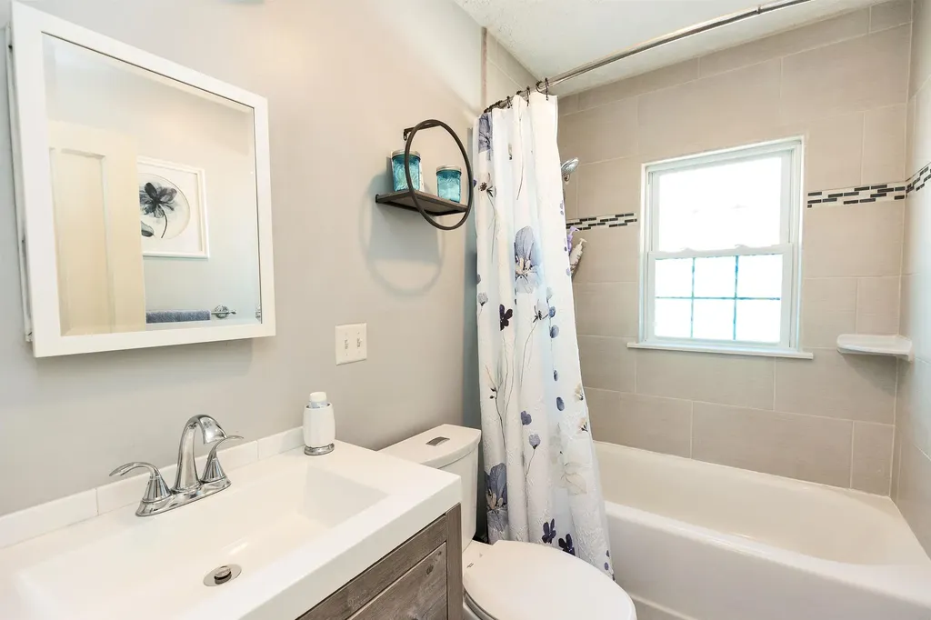 53 Jewett Street Manchester NH 03103