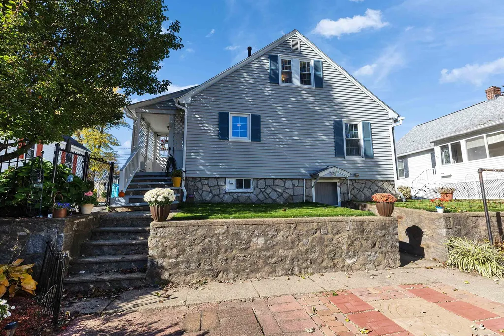 53 Jewett Street Manchester NH 03103