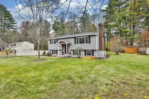 53 Heather Lane Concord NH 03310