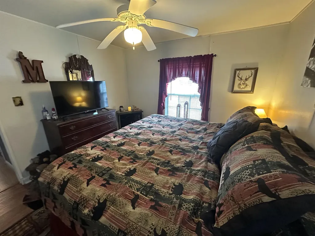 18 Pine Street Hinsdale NH 03451