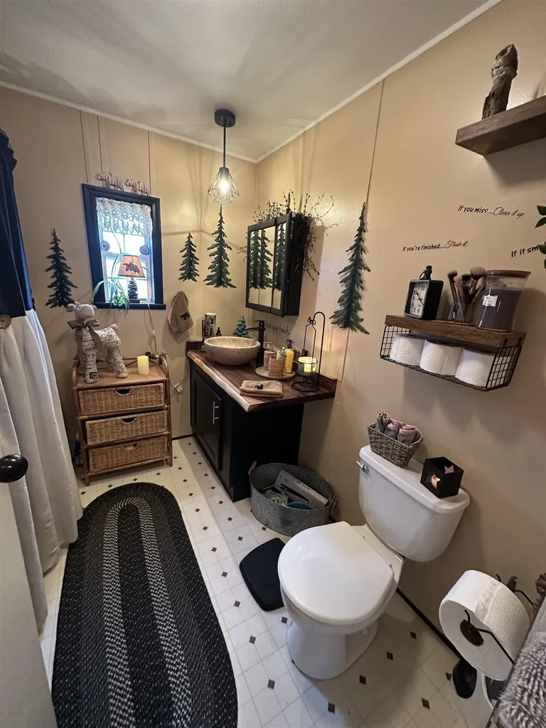 18 Pine Street Hinsdale NH 03451