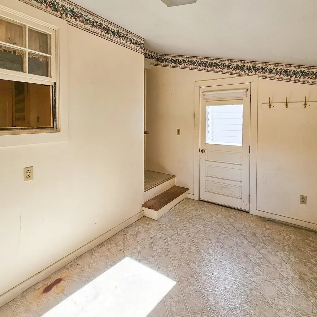 1555 W River Road Dummerston VT 05301