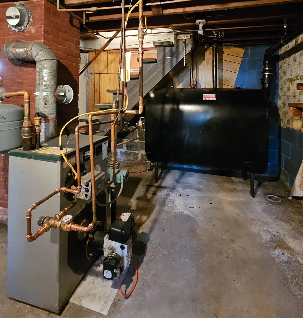 1555 W River Road Dummerston VT 05301