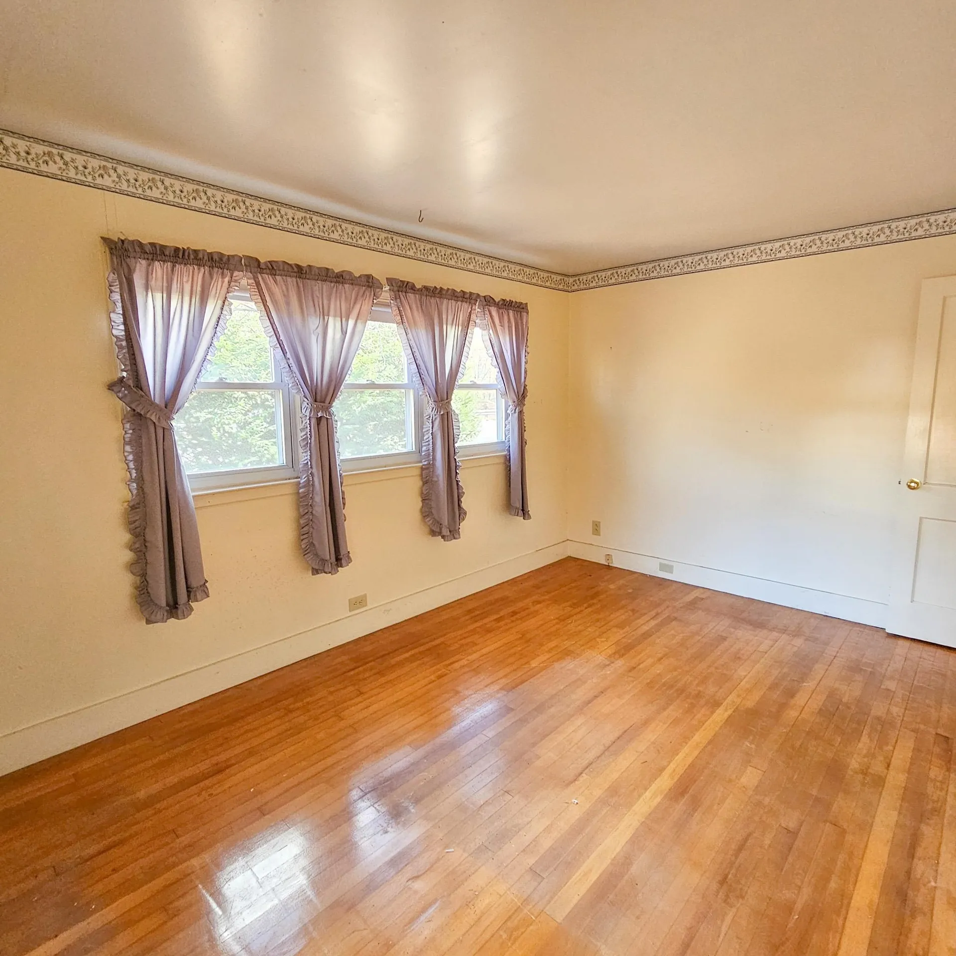 1555 W River Road Dummerston VT 05301