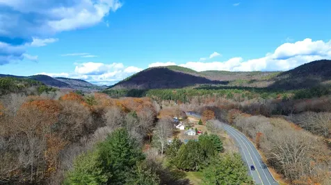 1555 W River Road Dummerston VT 05301