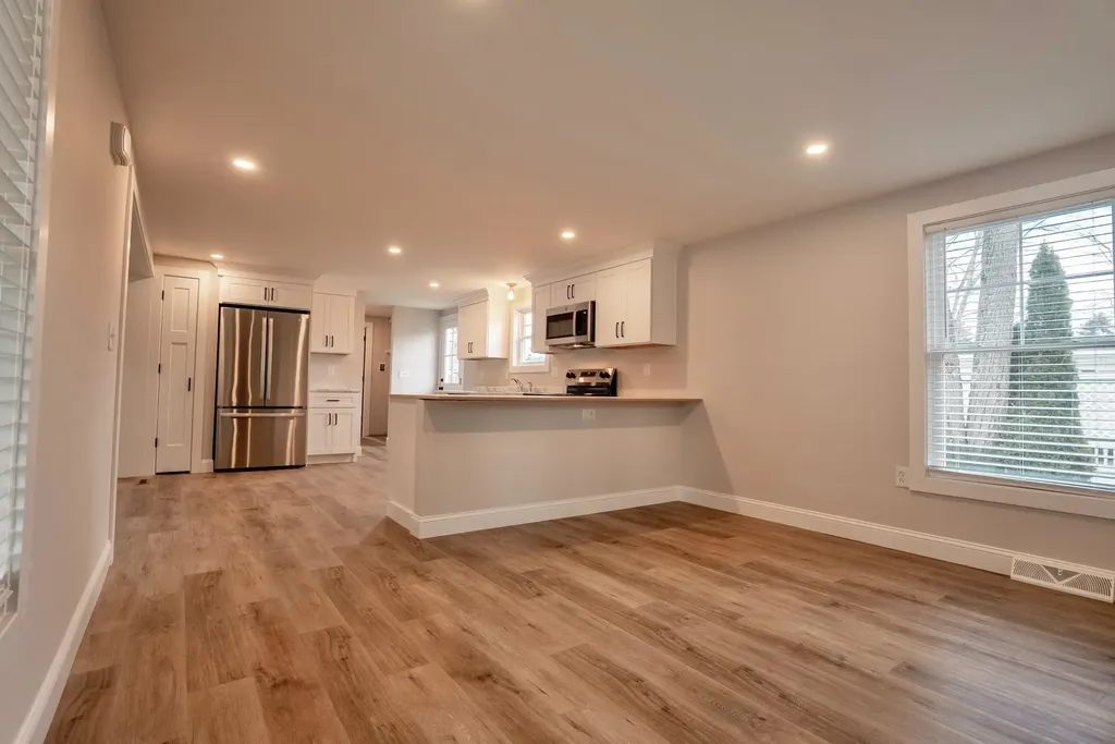 14 South Emperor Drive Concord NH 03303