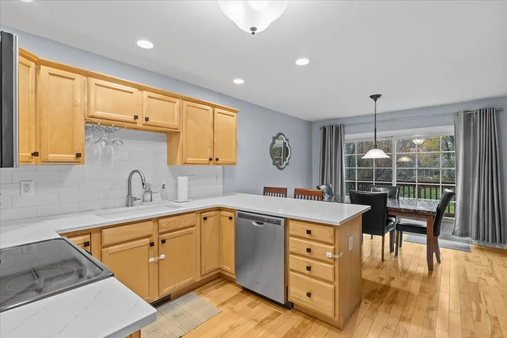 165 Fern Court Colchester VT 05446