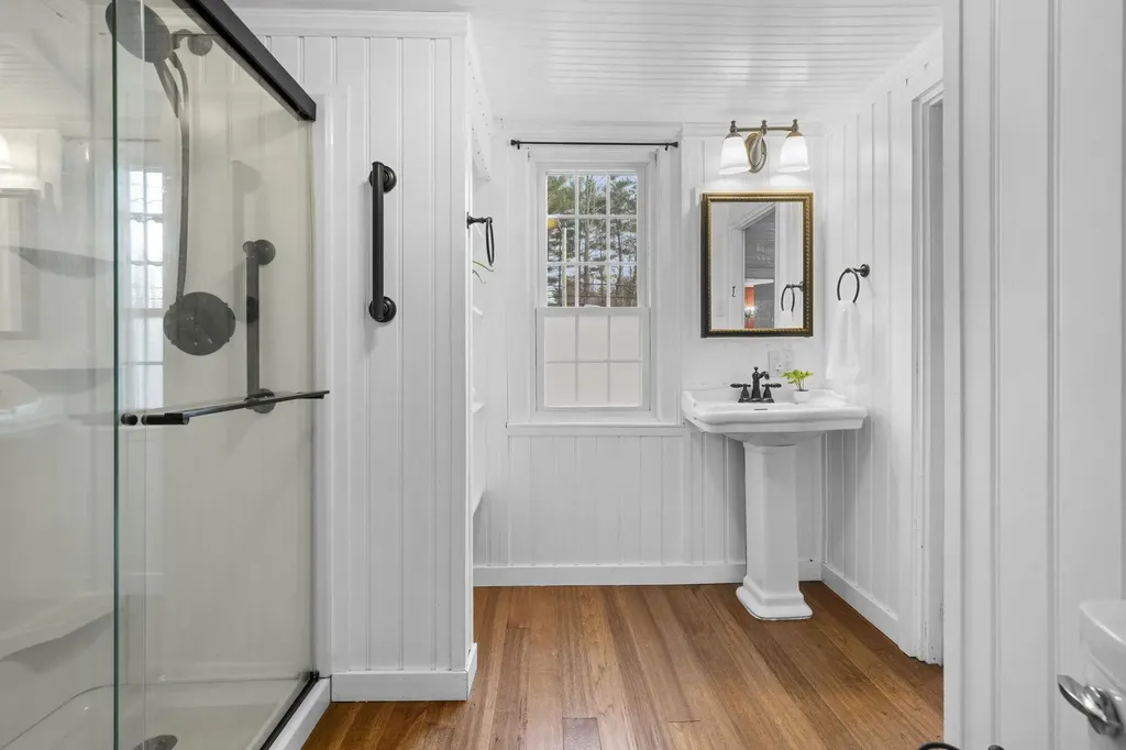 27 Old State Road Epping NH 03042