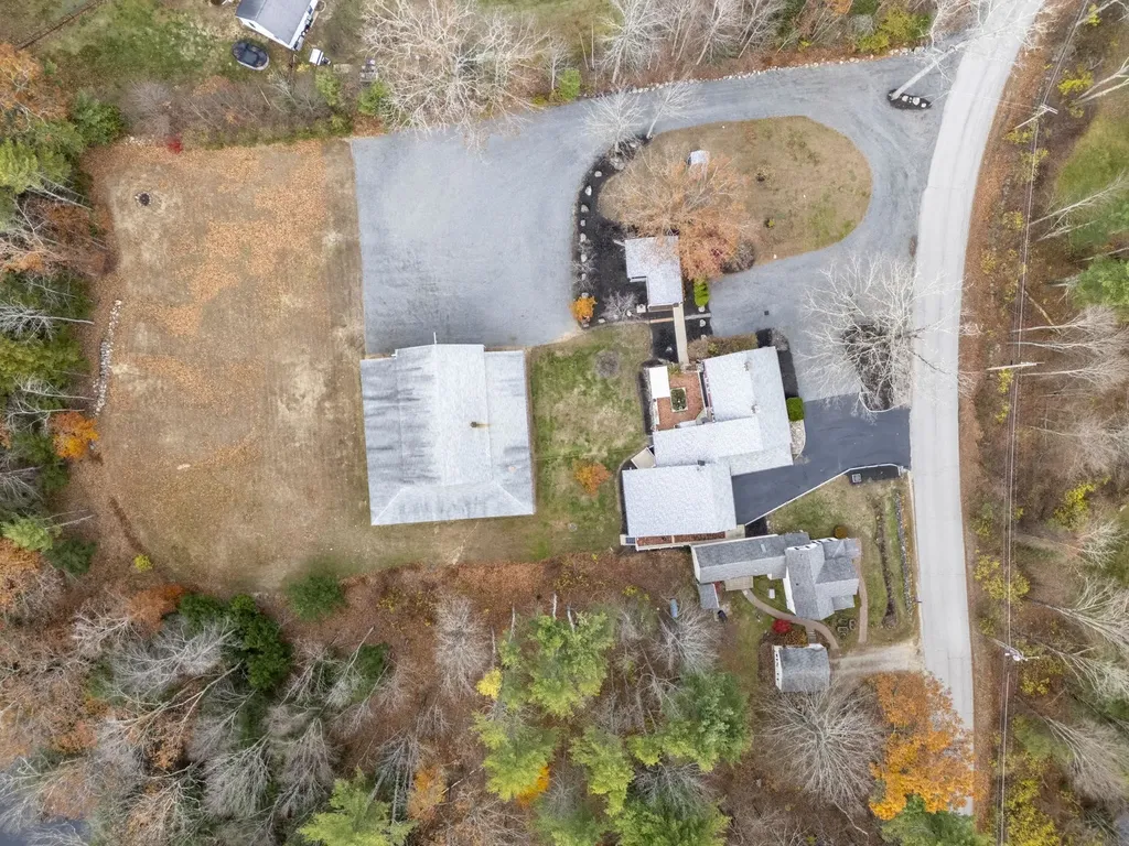 27 Old State Road Epping NH 03042