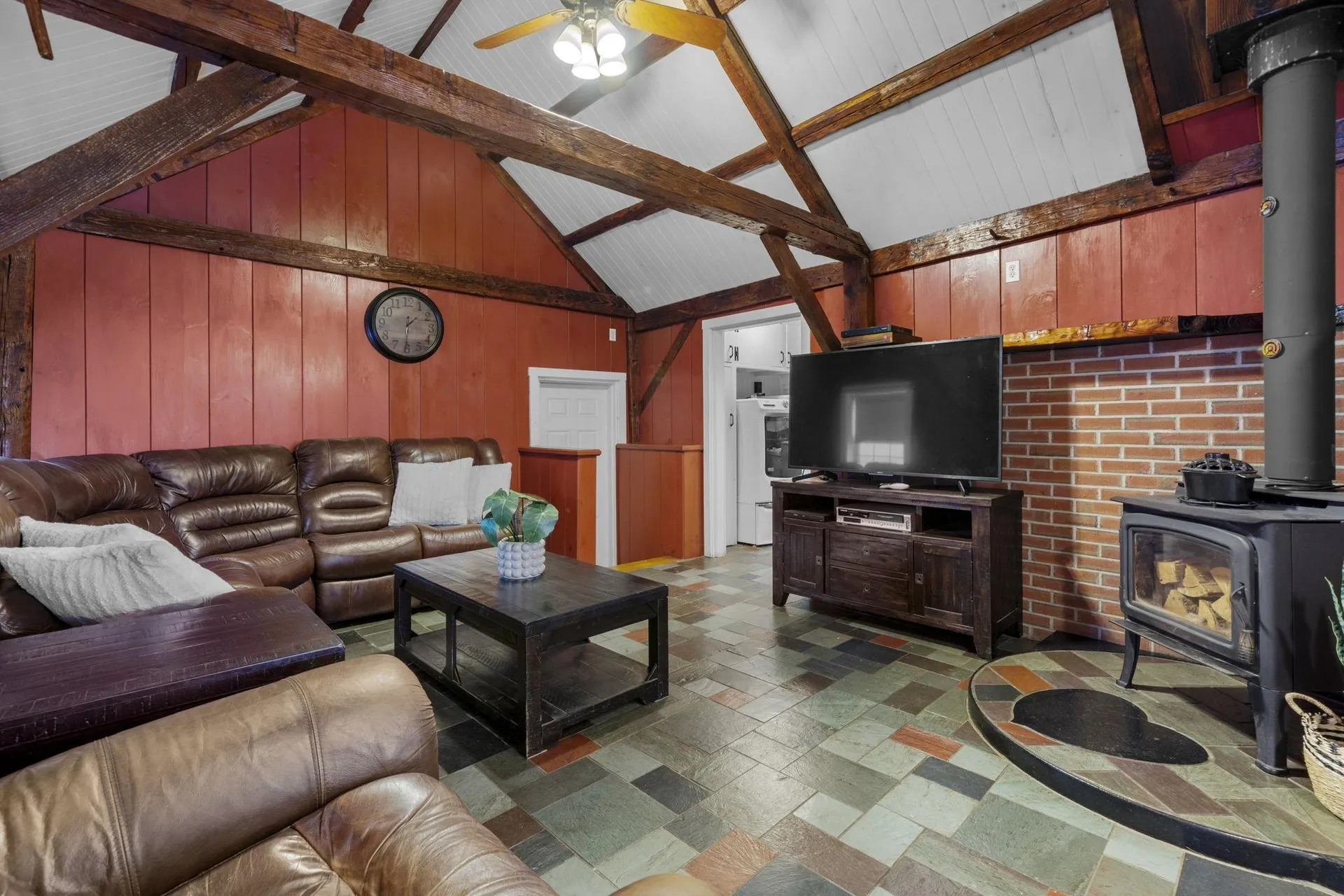 27 Old State Road Epping NH 03042