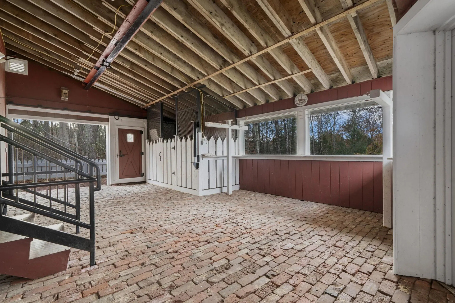 27 Old State Road Epping NH 03042