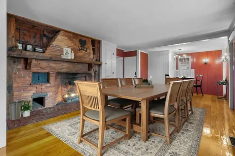 27 Old State Road Epping NH 03042