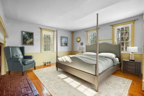 27 Old State Road Epping NH 03042