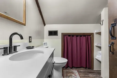 27 Old State Road Epping NH 03042