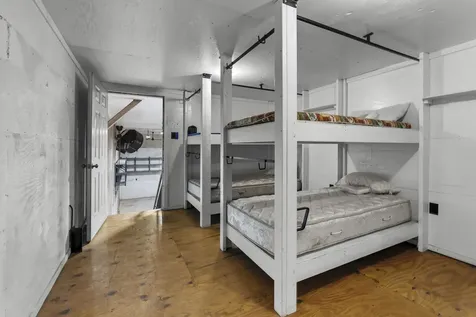 27 Old State Road Epping NH 03042