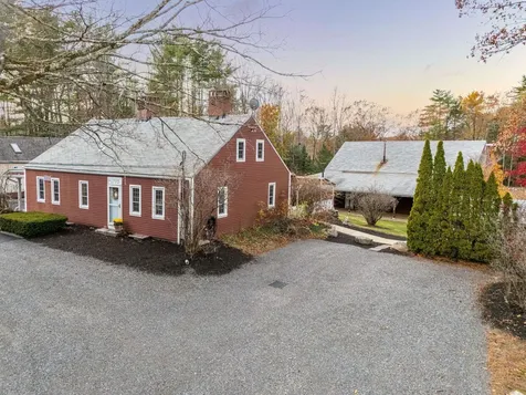 27 Old State Road Epping NH 03042