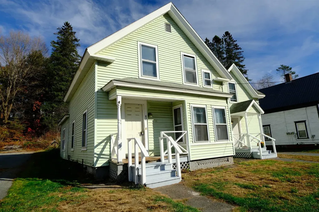 194 Charles Street Lyndon VT 05851