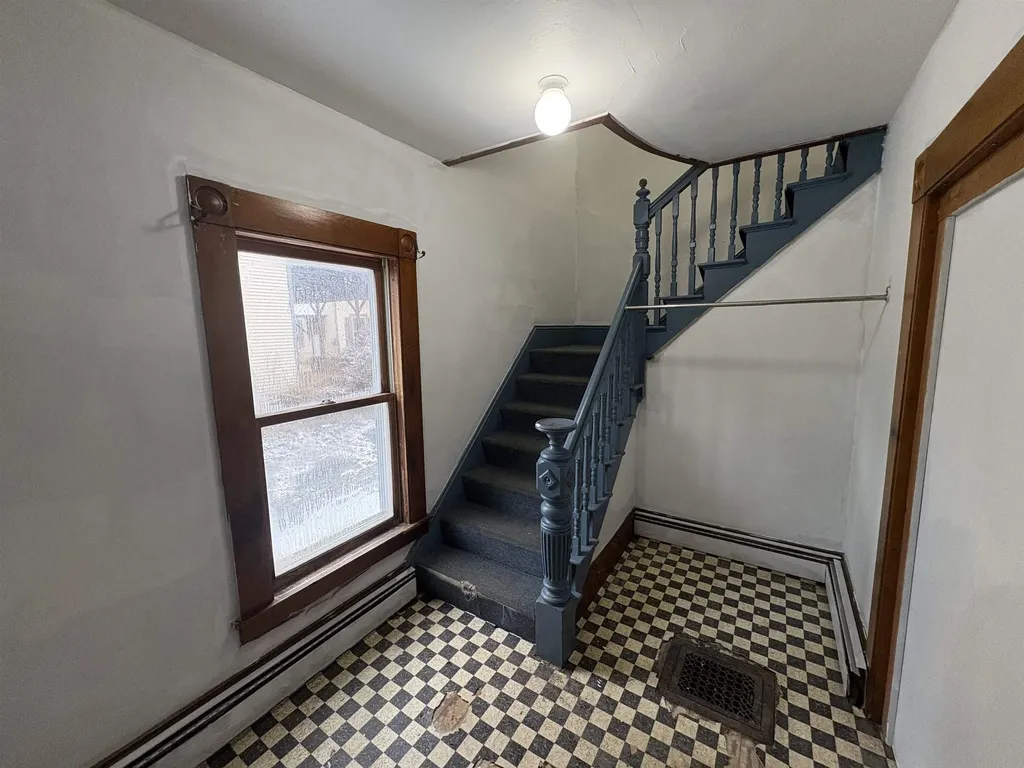 194 Charles Street Lyndon VT 05851