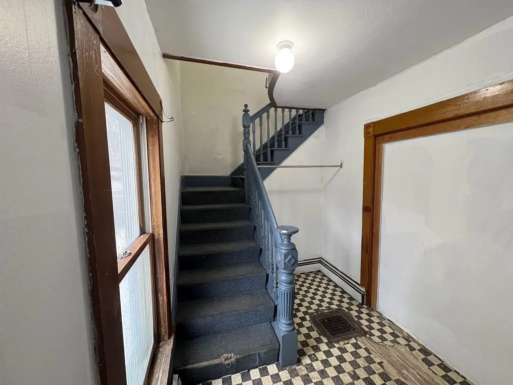 194 Charles Street Lyndon VT 05851