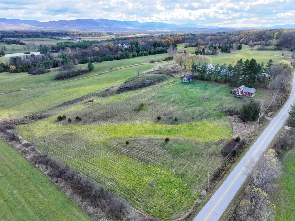 1332 Cider Mill Road Cornwall VT 05753