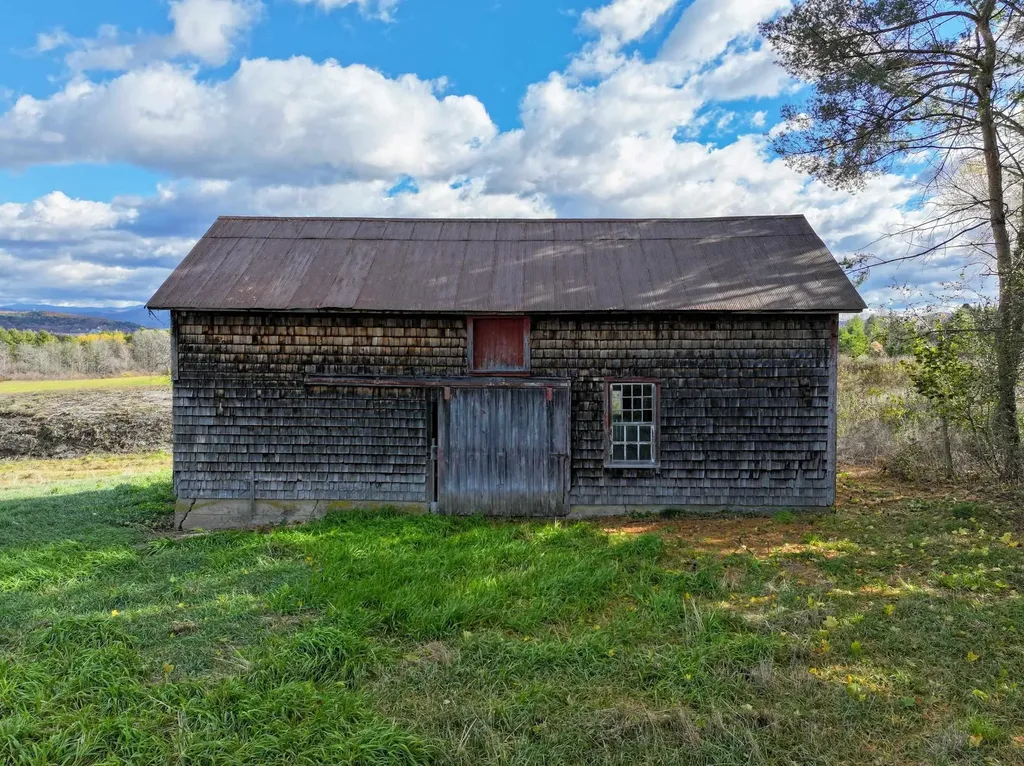 1332 Cider Mill Road Cornwall VT 05753