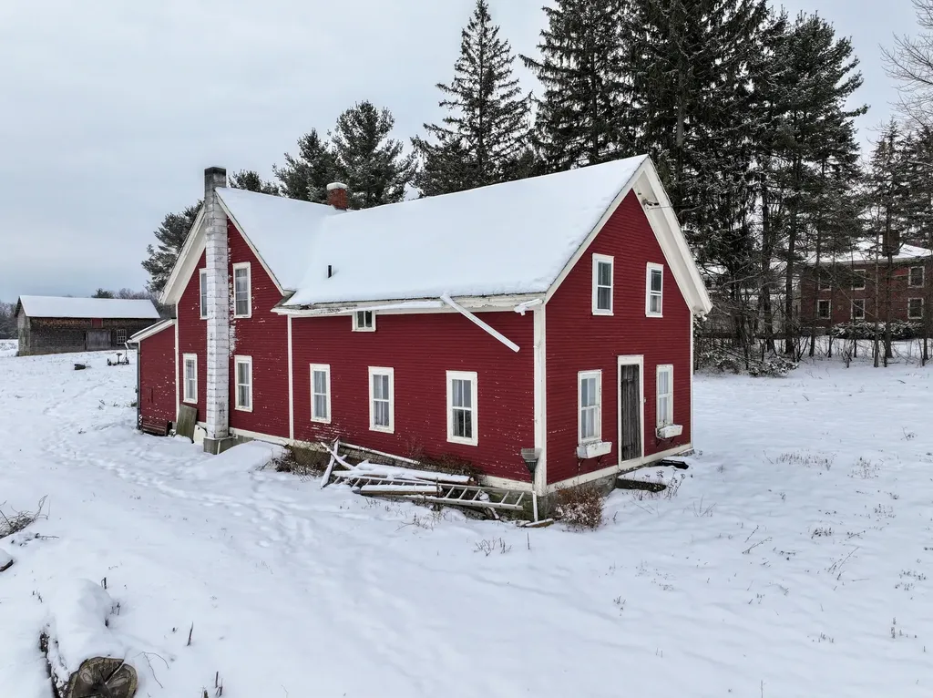 1332 Cider Mill Road Cornwall VT 05753
