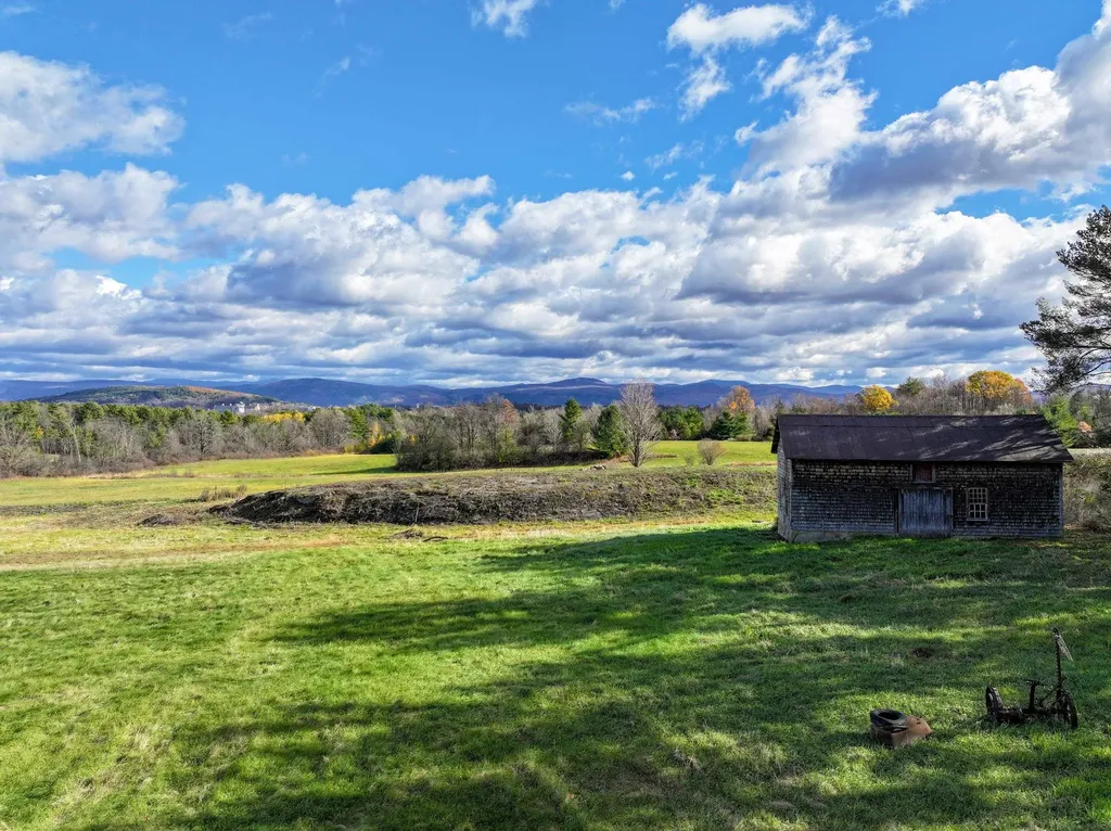1332 Cider Mill Road Cornwall VT 05753
