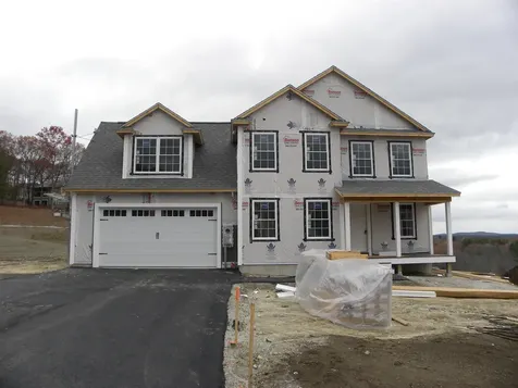 310 Karatzas Avenue Manchester NH 03104