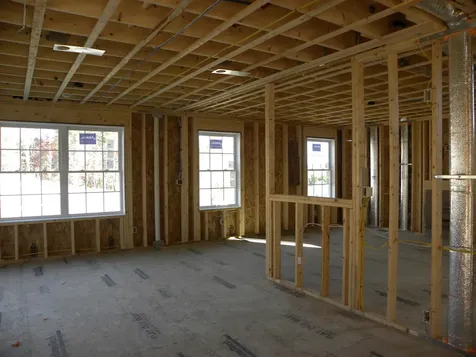 310 Karatzas Avenue Manchester NH 03104