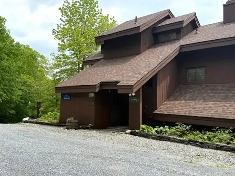 146 Ridges Way Peru VT 05161